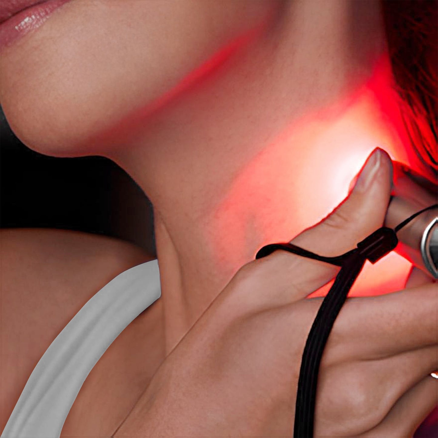 Red Light Therapy Torch with Removable Tip - LUMYHEALTH™